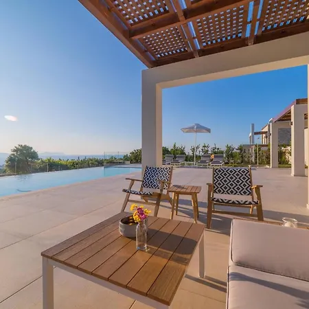 Brevis - Premium 15km From The Villa Vederoi